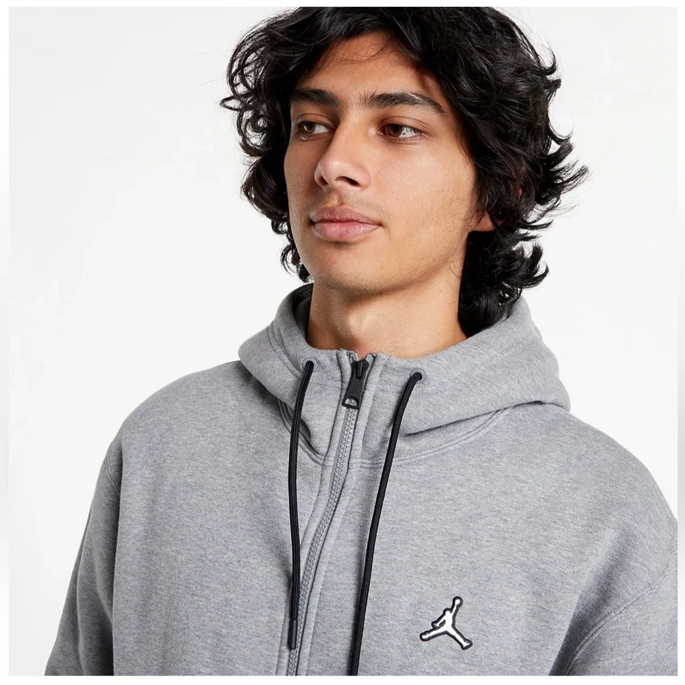 Air Jordan full zip hooded jacket. Size medium.